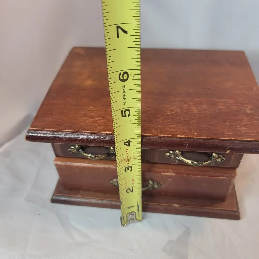 Small wood jewelry box